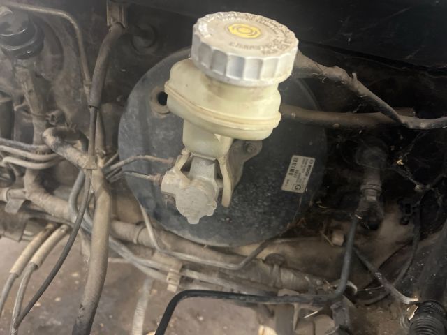 bontott SUZUKI SWIFT III Jobb első Zsanér