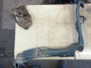 bontott SUZUKI SWIFT III Jobb Fényszóró Lámpakeret