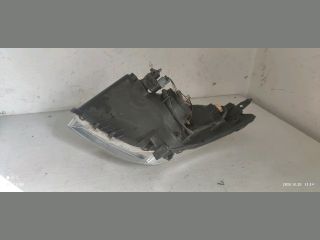 bontott SUZUKI SWIFT III Jobb Fényszóró