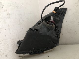 bontott SUZUKI SWIFT III Jobb Fényszóró