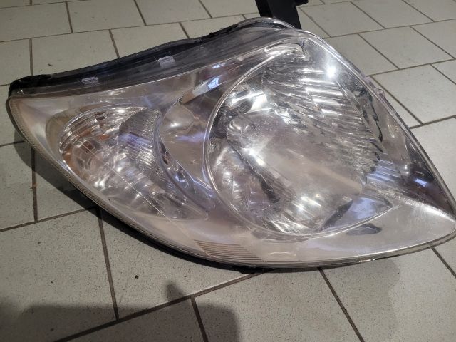 bontott SUZUKI SWIFT III Jobb Fényszóró