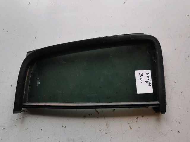 bontott SUZUKI SWIFT III Jobb hátsó Ablak