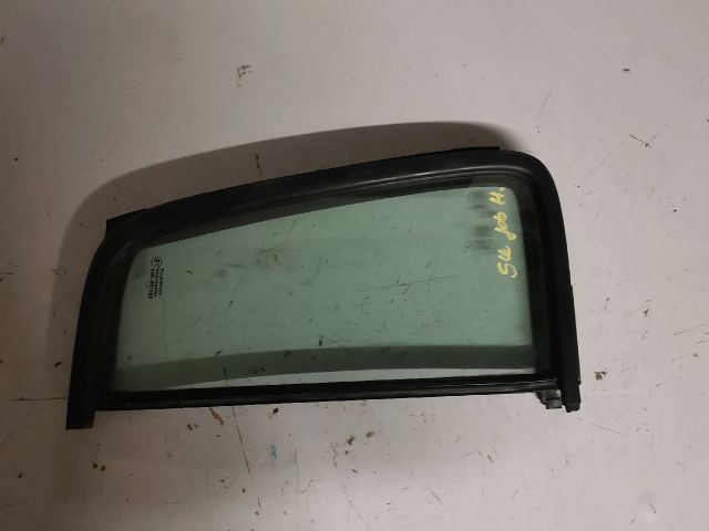 bontott SUZUKI SWIFT III Jobb hátsó Ablak