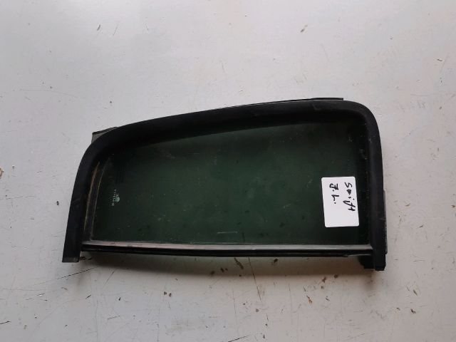 bontott SUZUKI SWIFT III Jobb hátsó Ablak