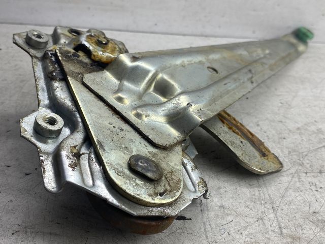 bontott SUZUKI SWIFT III Jobb hátsó Ablakemelő Szerkezet (Elektromos)