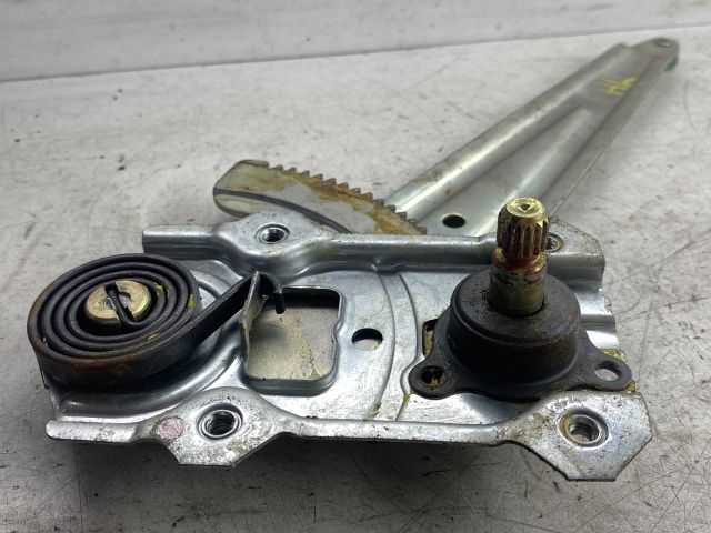 bontott SUZUKI SWIFT III Jobb hátsó Ablakemelő Szerkezet (Elektromos)