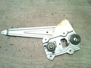 bontott SUZUKI SWIFT III Jobb hátsó Ablakemelő Szerkezet (Mechanikus)