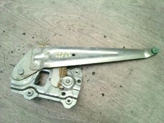 bontott SUZUKI SWIFT III Jobb hátsó Ablakemelő Szerkezet (Mechanikus)