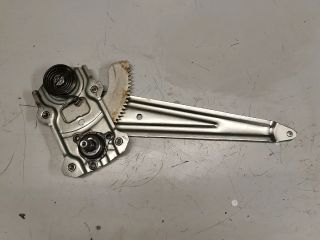 bontott SUZUKI SWIFT III Jobb hátsó Ablakemelő Szerkezet (Mechanikus)