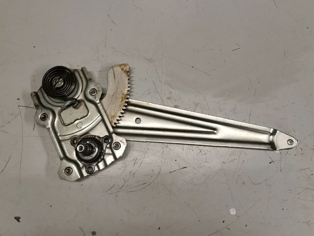 bontott SUZUKI SWIFT III Jobb hátsó Ablakemelő Szerkezet (Mechanikus)