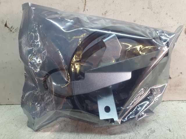 bontott SUZUKI SWIFT III Jobb hátsó ABS Jeladó