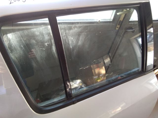 bontott SUZUKI SWIFT III Jobb hátsó Ajtó Kárpit