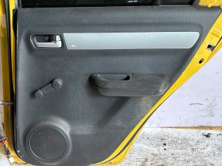 bontott SUZUKI SWIFT III Jobb hátsó Ajtó (Részeivel)
