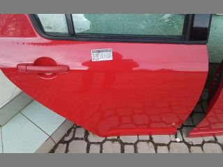 bontott SUZUKI SWIFT III Jobb hátsó Ajtó (Részeivel)