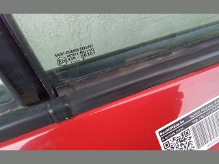 bontott SUZUKI SWIFT III Jobb hátsó Ajtó (Részeivel)