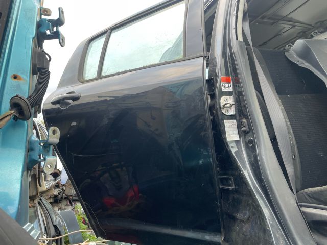 bontott SUZUKI SWIFT III Jobb hátsó Ajtó (Üres lemez)