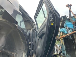 bontott SUZUKI SWIFT III Jobb hátsó Ajtó (Üres lemez)