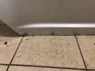 bontott SUZUKI SWIFT III Jobb hátsó Ajtó (Üres lemez)