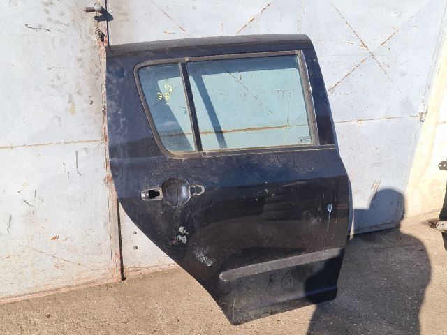 bontott SUZUKI SWIFT III Jobb hátsó Ajtó (Üres lemez)