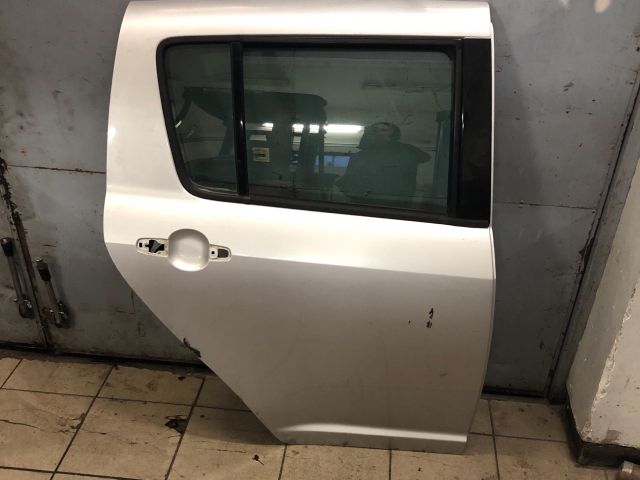 bontott SUZUKI SWIFT III Jobb hátsó Ajtó (Üres lemez)