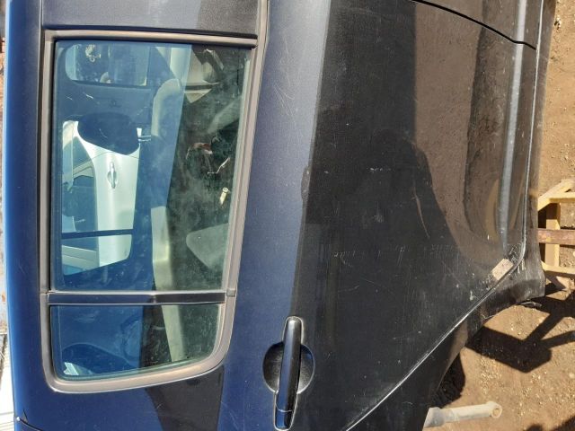 bontott SUZUKI SWIFT III Jobb hátsó Ajtó (Üres lemez)