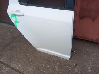 bontott SUZUKI SWIFT III Jobb hátsó Ajtó (Üres lemez)