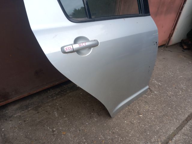 bontott SUZUKI SWIFT III Jobb hátsó Ajtó (Üres lemez)