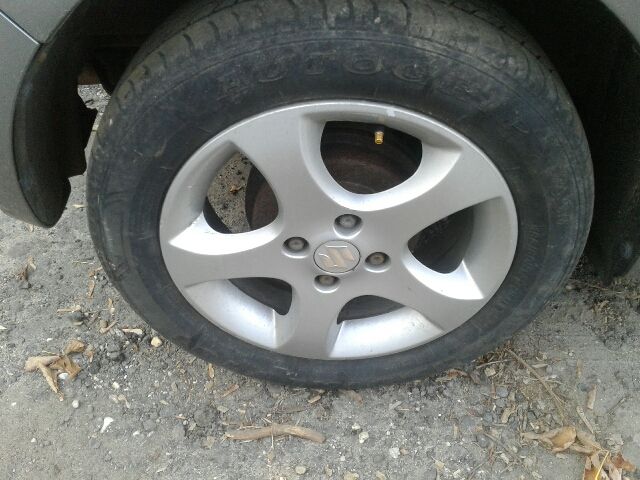 bontott SUZUKI SWIFT III Jobb hátsó Ajtózár