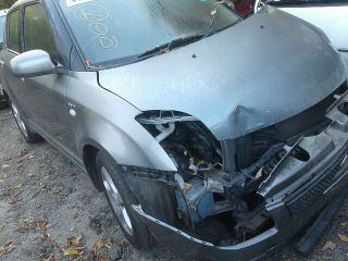 bontott SUZUKI SWIFT III Jobb hátsó Ajtózár