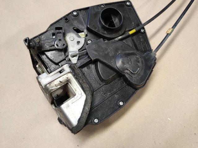 bontott SUZUKI SWIFT III Jobb hátsó Ajtózár