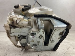 bontott SUZUKI SWIFT III Jobb hátsó Ajtózár