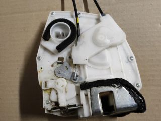 bontott SUZUKI SWIFT III Jobb hátsó Ajtózár