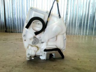 bontott SUZUKI SWIFT III Jobb hátsó Ajtózár