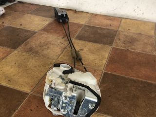 bontott SUZUKI SWIFT III Jobb hátsó Ajtózár