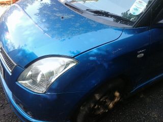 bontott SUZUKI SWIFT III Jobb hátsó Ajtózár