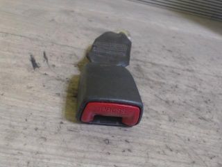 bontott SUZUKI SWIFT III Jobb hátsó Biztonsági Öv Csat