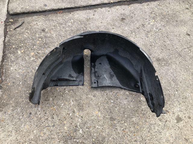 bontott SUZUKI SWIFT III Jobb hátsó Dobbetét (Kerékjárati, Műanyag)