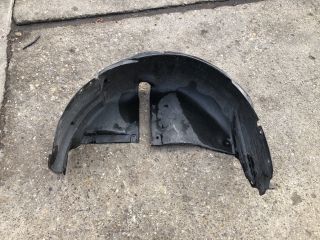 bontott SUZUKI SWIFT III Jobb hátsó Dobbetét (Kerékjárati, Műanyag)