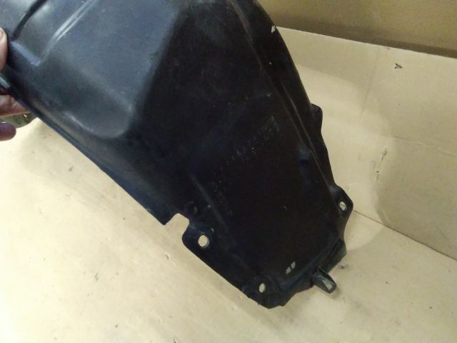 bontott SUZUKI SWIFT III Jobb hátsó Dobbetét (Kerékjárati, Műanyag)