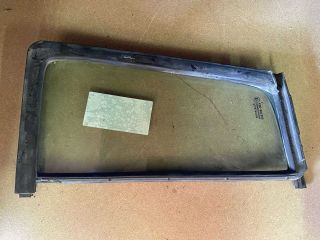 bontott SUZUKI SWIFT III Jobb hátsó Fixüveg (Ajtóban)