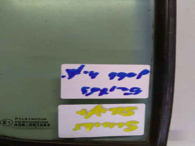 bontott SUZUKI SWIFT III Jobb hátsó Fixüveg (Ajtóban)