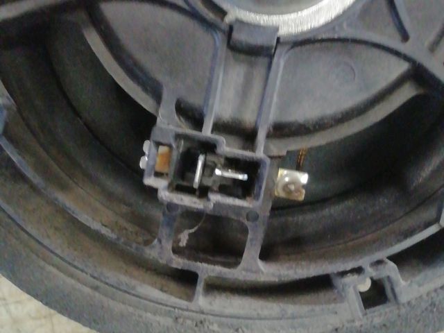 bontott SUZUKI SWIFT III Jobb hátsó Hangszóró