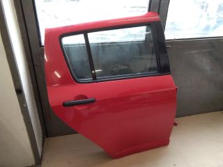 bontott SUZUKI SWIFT III Jobb hátsó Kilincs Hátulja