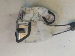 bontott SUZUKI SWIFT III Jobb hátsó Központizár Motor