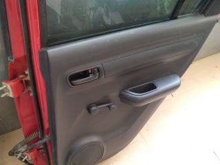 bontott SUZUKI SWIFT III Jobb hátsó Külső Kilincs