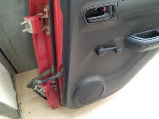 bontott SUZUKI SWIFT III Jobb hátsó Külső Kilincs