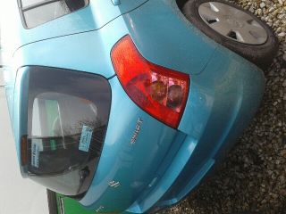 bontott SUZUKI SWIFT III Jobb Hátsó Lámpa