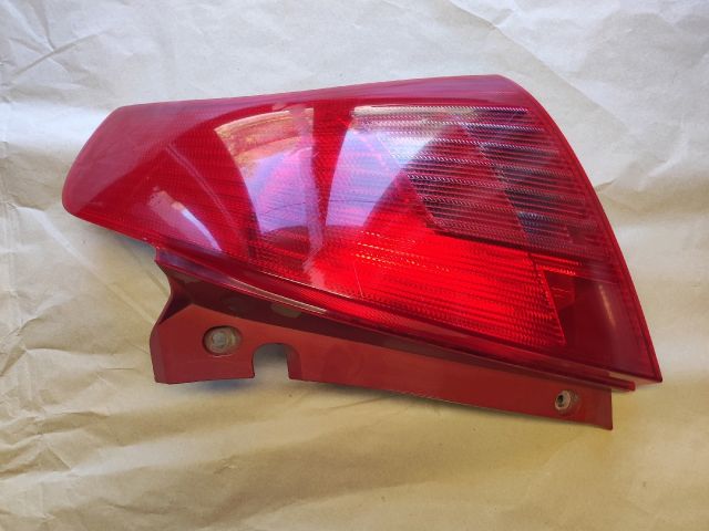 bontott SUZUKI SWIFT III Jobb Hátsó Lámpa