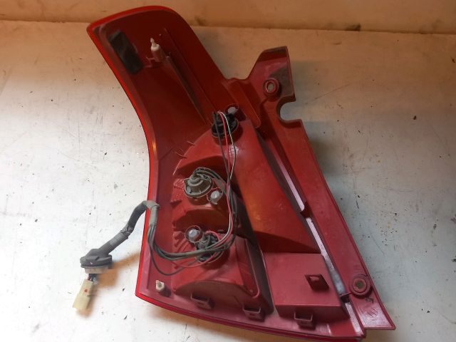 bontott SUZUKI SWIFT III Jobb Hátsó Lámpa