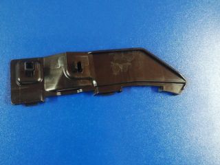 bontott SUZUKI SWIFT III Jobb hátsó Lökhárító Tartó (Műanyag)